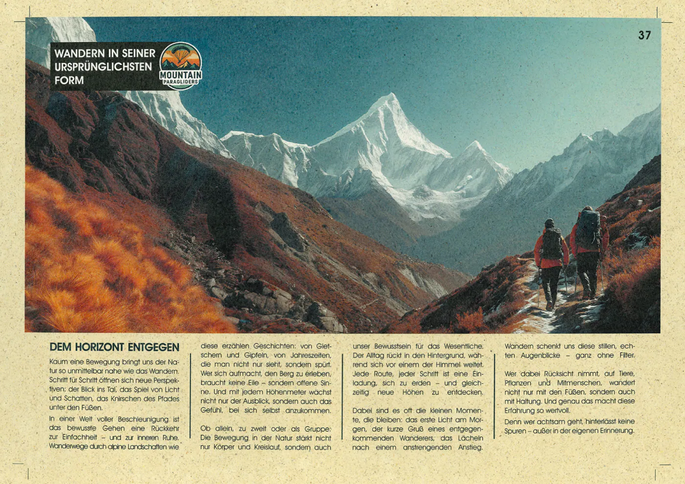 Dasselbe Druckmuster auf Graspapier 200 g/m² mit Weißunterdruck: Magazinseite mit Bergfoto und zwei Wandernden